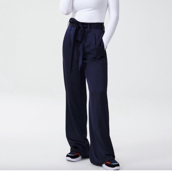 UNIVERSAL STANDARD PLUS Tresa Wide Leg Tie Pants in Navy Satin SZ: 18 - Picture 10 of 10